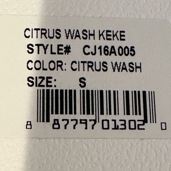 WILDFOX WOMEN’S SHORT SLEEVE TEE SHIRT KEKE IN CITRUS WASH NWT - Picture 5 of 8